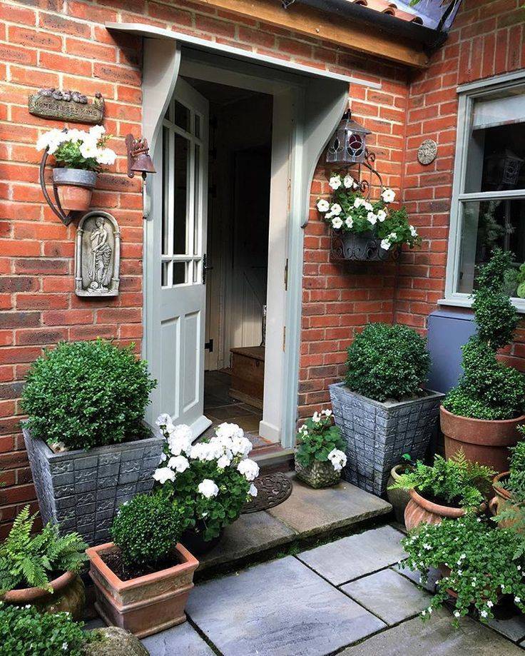 Beautiful Front Yard Cottage Garden Landscaping Ideas