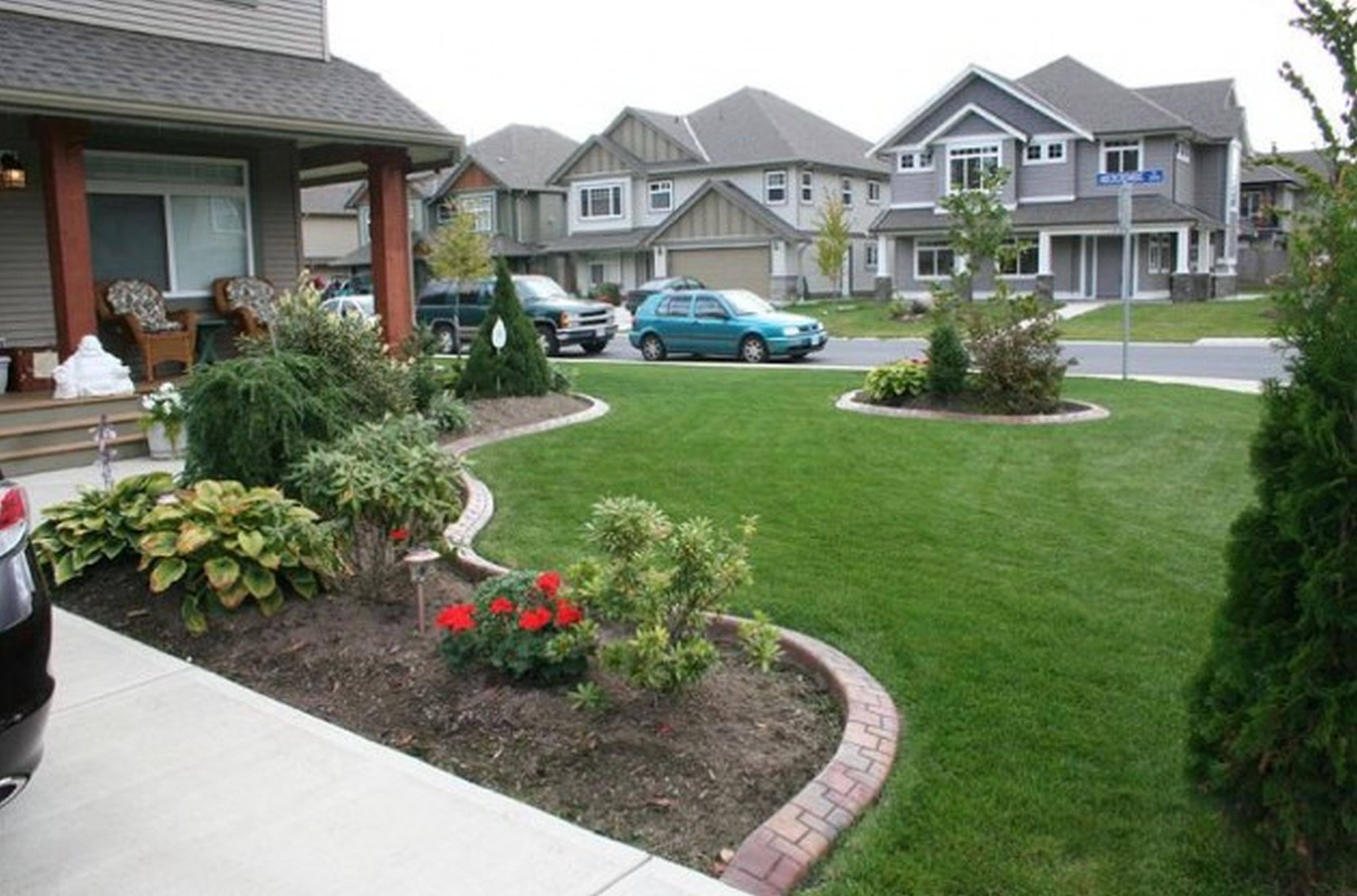 Front Yard Wisconsin Front House Landscaping