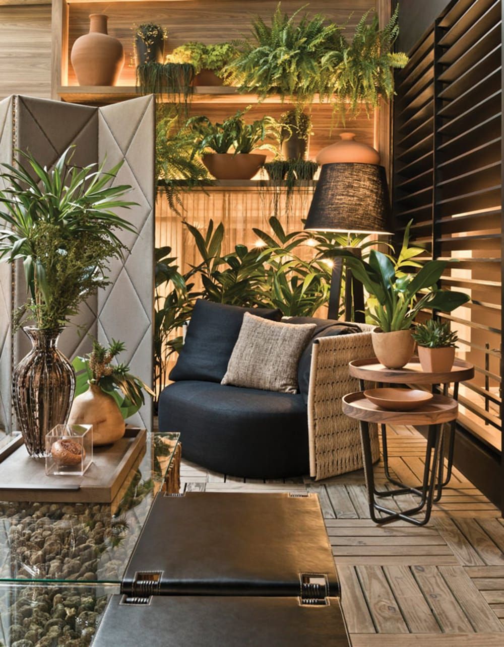 Beautiful And Small Indoor Gardens Decor Inspirator