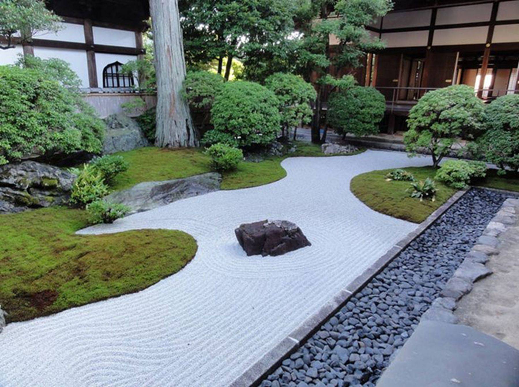 Cozy Japanese Courtyard Garden Ideas