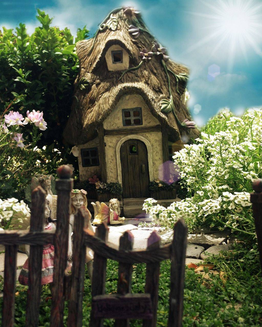 Miniature Fairy Garden Solar Pixie House Green Plowhearth
