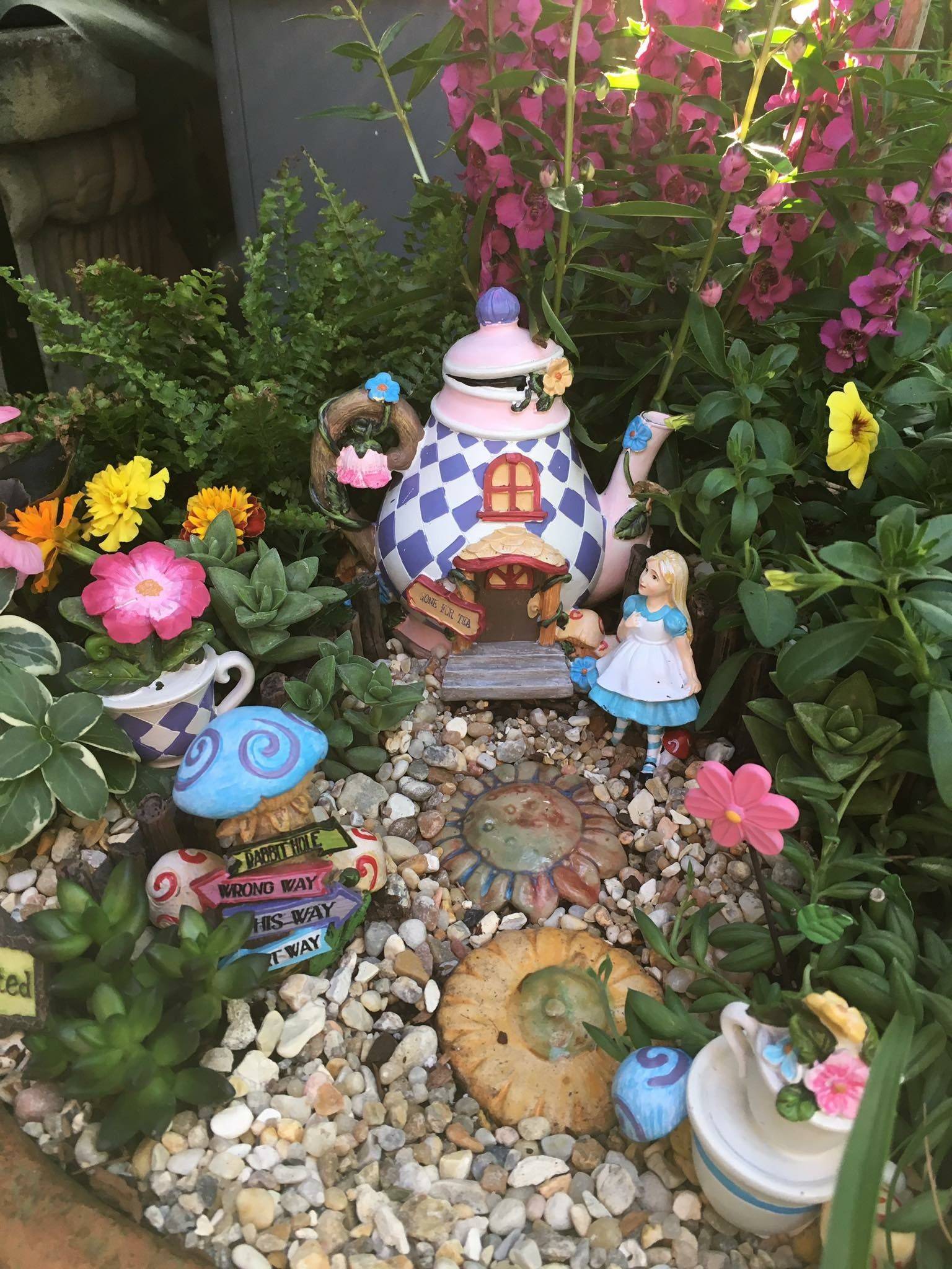 Appealing Fairy Garden Ideas