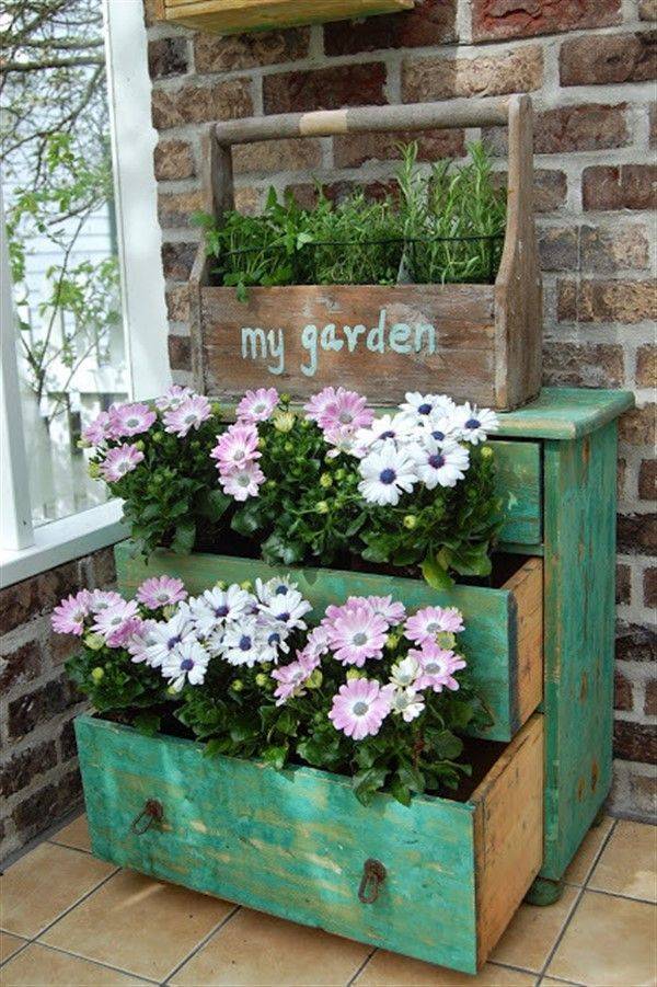 Upcycled Garden Decorating Ideas