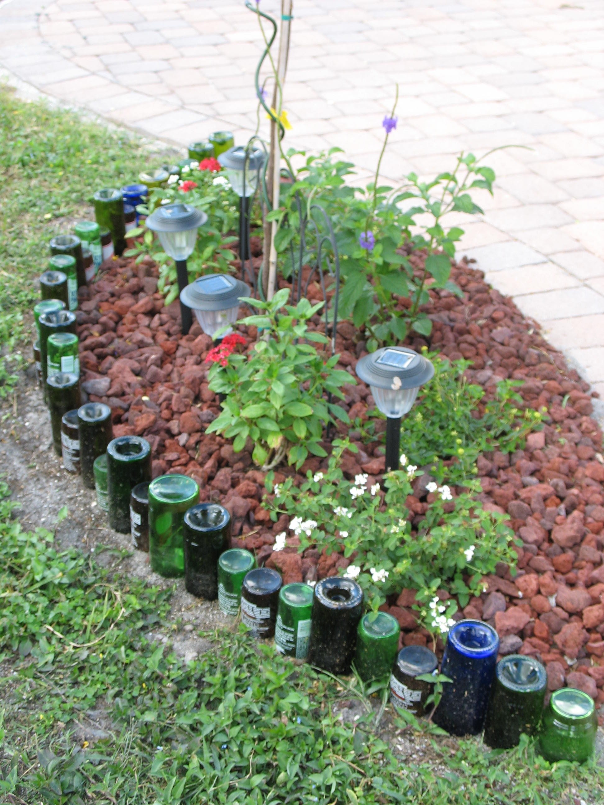 Favorite Flower Bed Edging Ideas