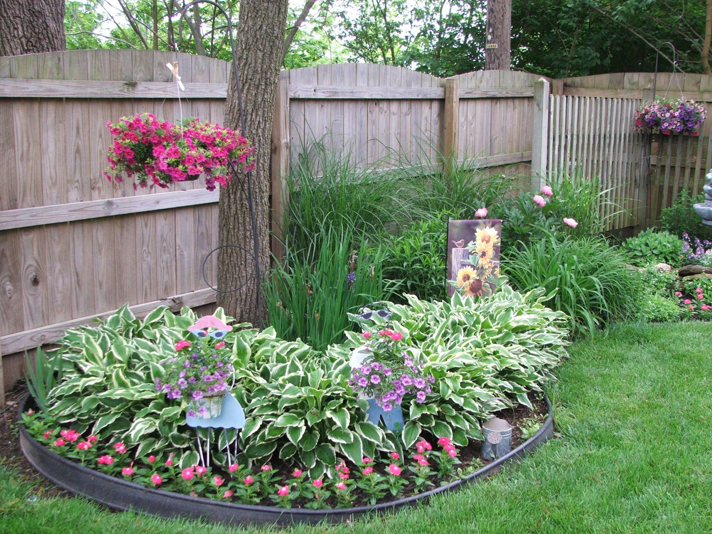 Favorite Flower Bed Edging Ideas