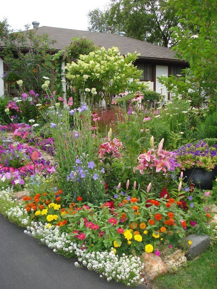 Impressive Stunning Front Yard Cottage Garden Landscaping Ideas