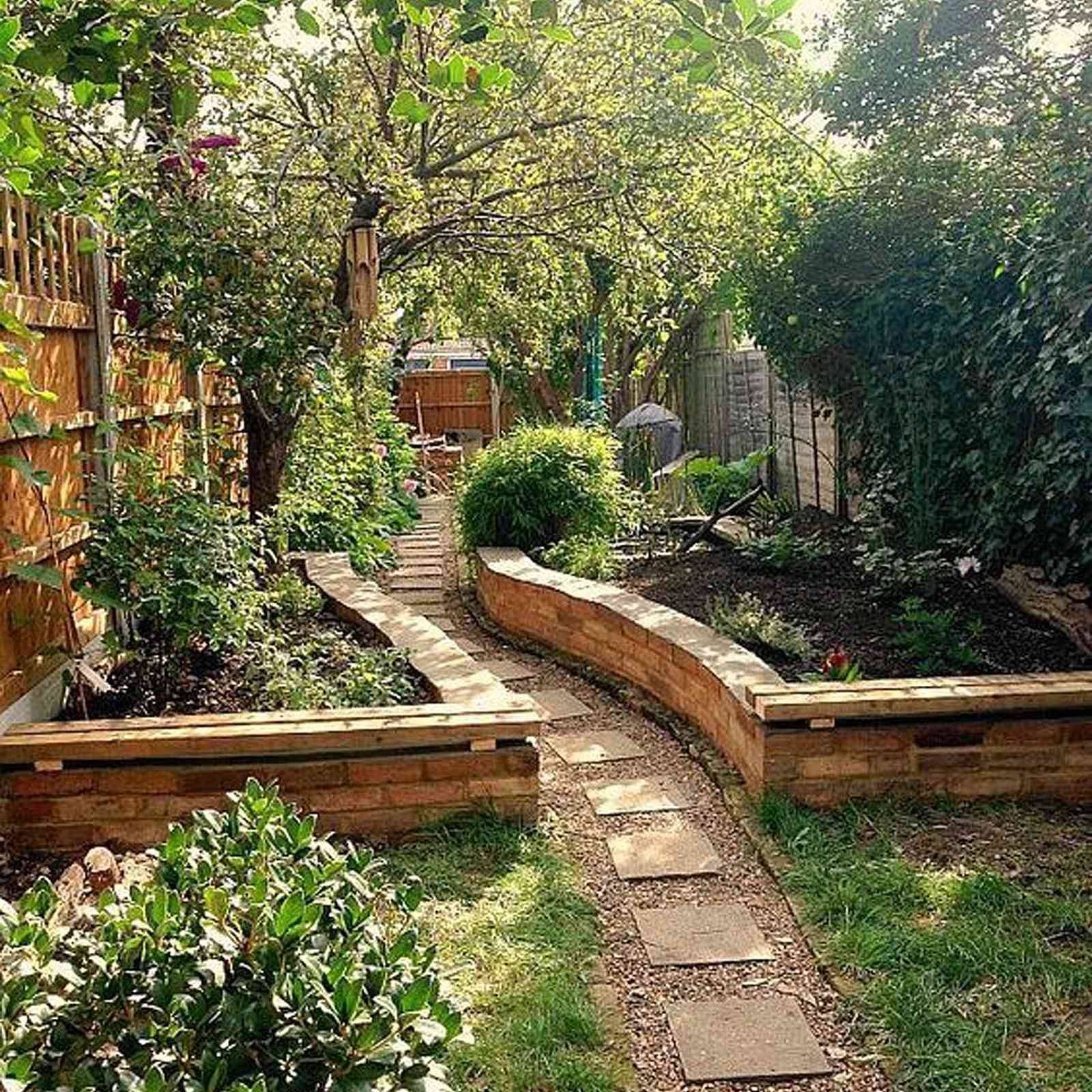 Beautiful Flower Beds Design Ideas
