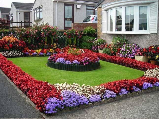 Lovely Flower Beds Design Ideas