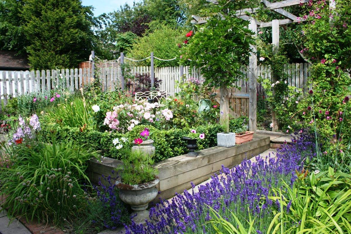 Lovely Cottage Garden Design Ideas