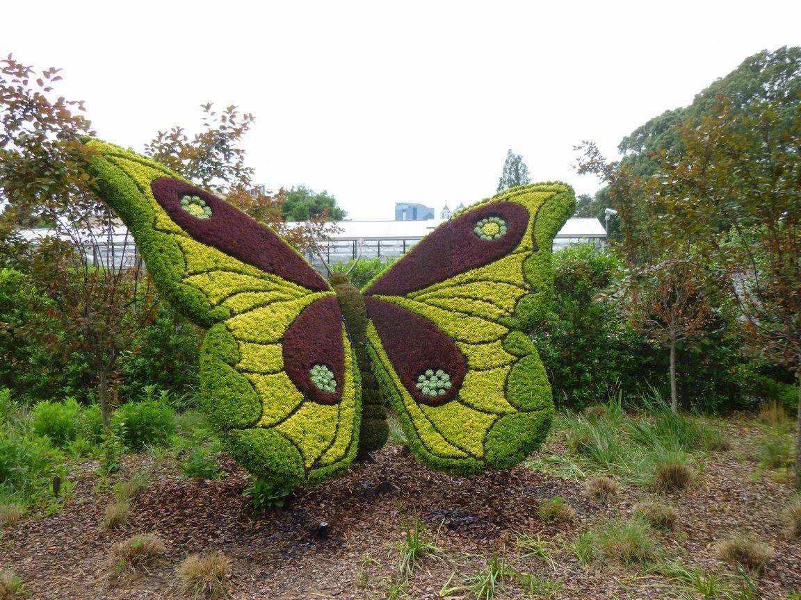 Cobra Topiary Atlanta Botanical Garden