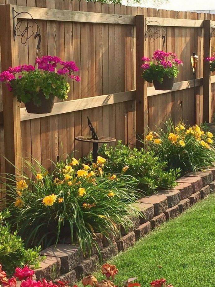 Wooden Garden Fencing Ideas