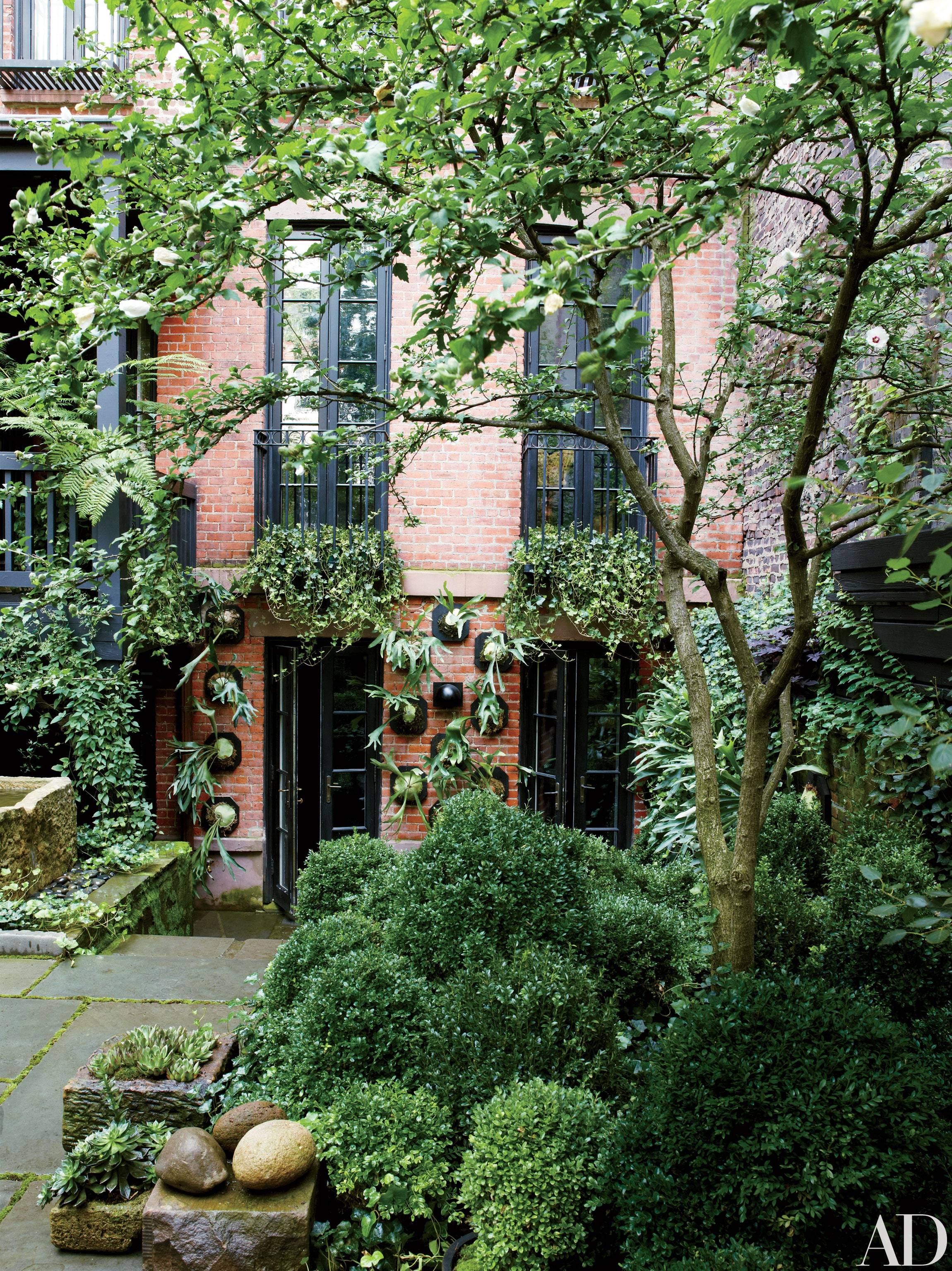 This East Village Rooftop Garden