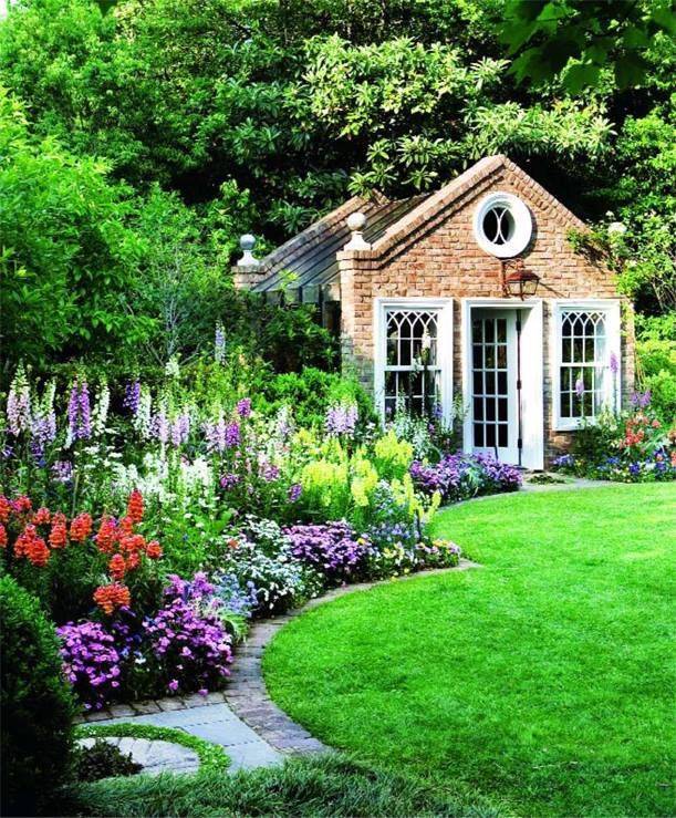 Beautiful Romantic Backyard Garden Ideas