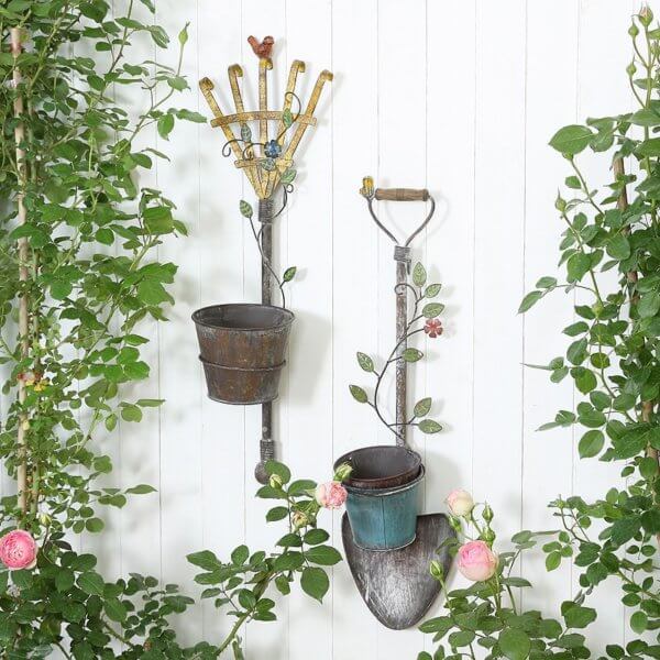 Charming Vintage Garden Decor Ideas You Can Diy