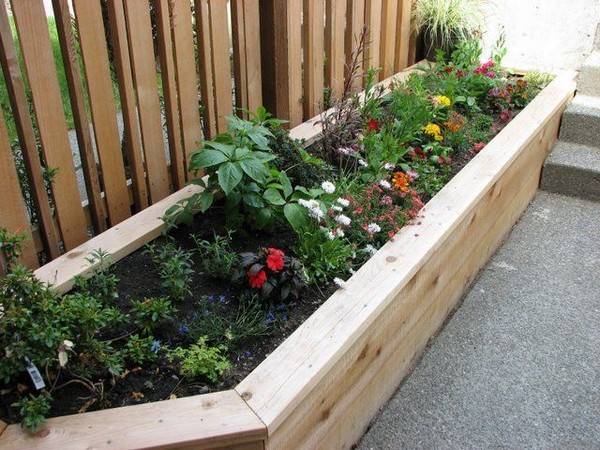 Amazing And Cool Raised Garden Bed Ideas