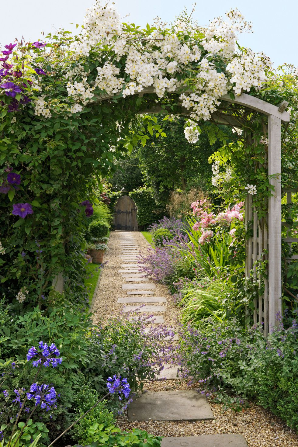 Stunning Country Cottage Gardens Ideas Decorelated