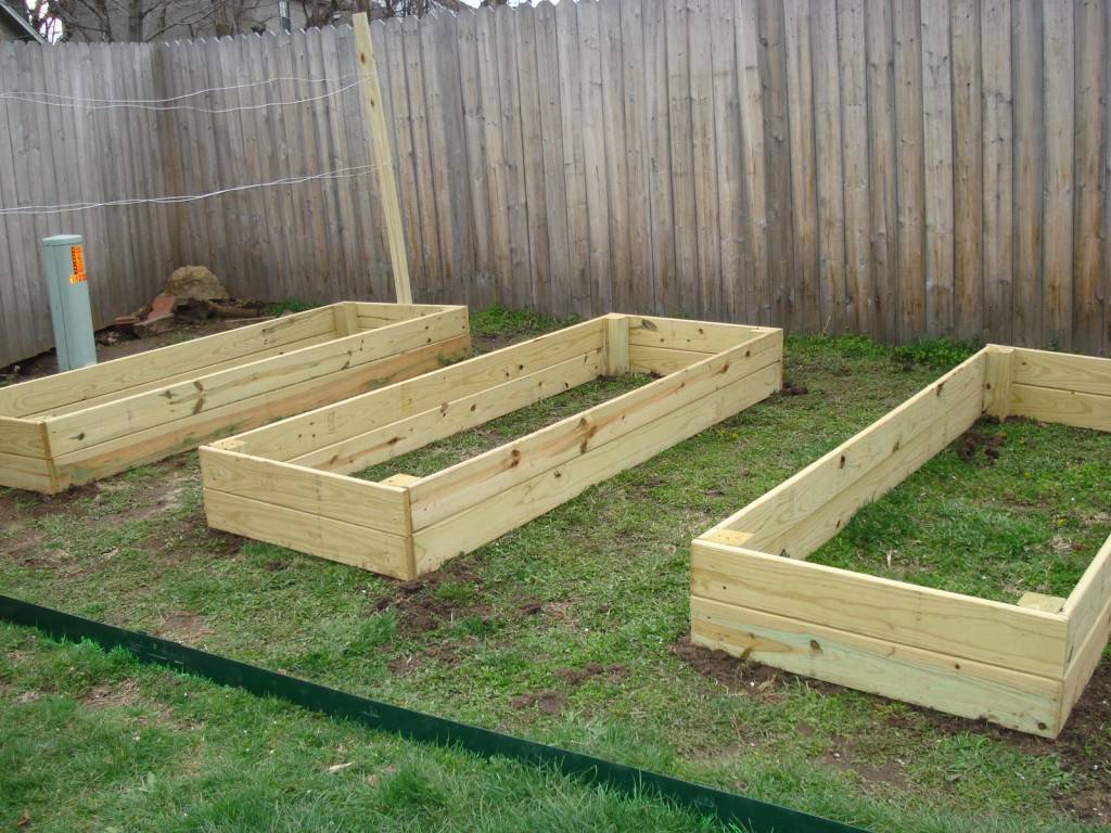 A Self Watering Raised Garden Bed