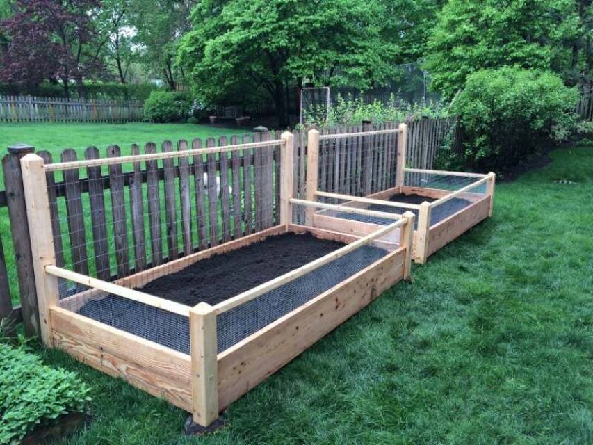 Pretty Privacy Fence Planter Boxes Ideas