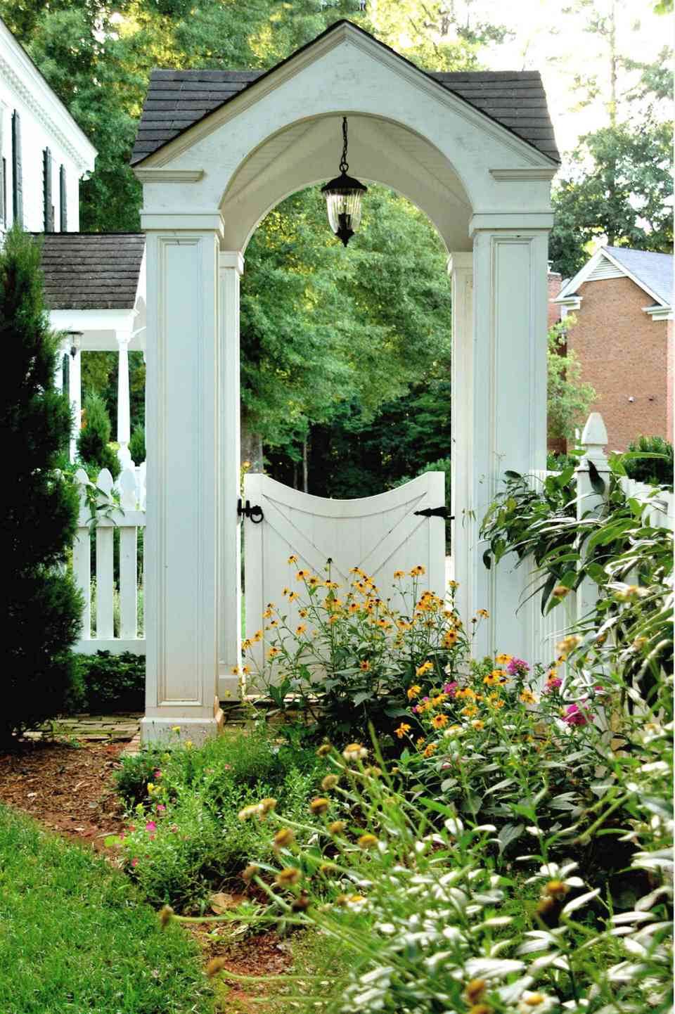 Amazing Rustic Garden Gates Design Ideas Page