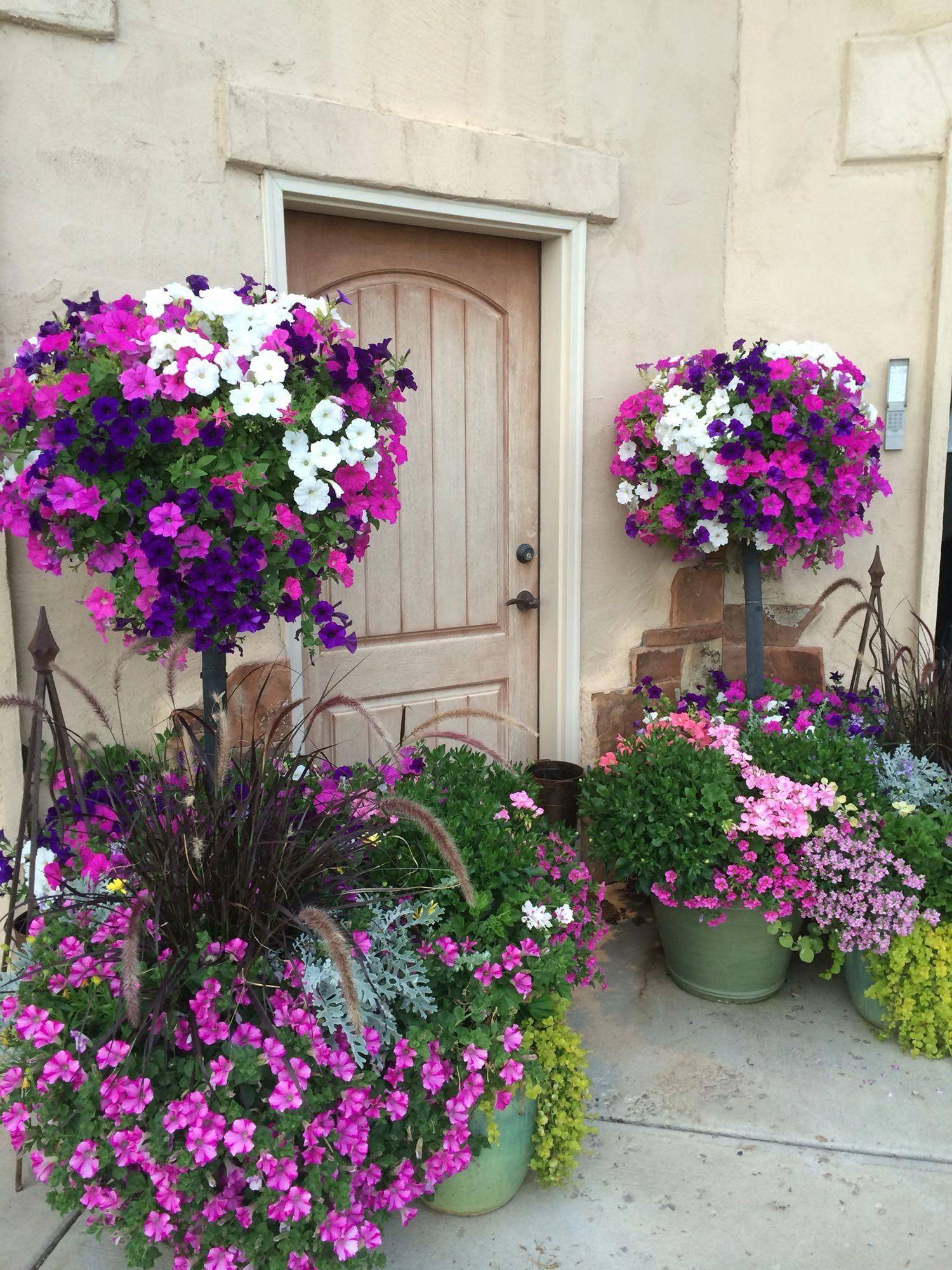 The Most Beautifully Designed Flower Gardens