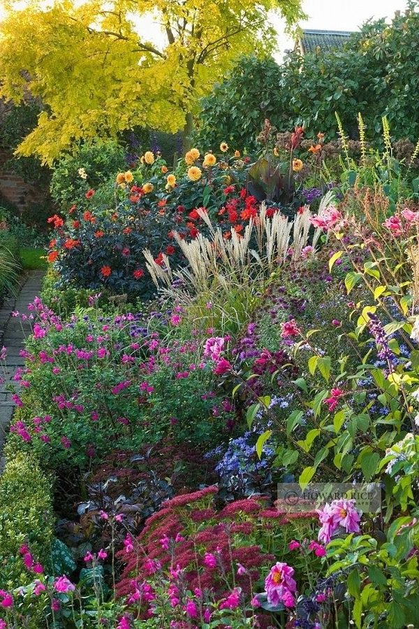 Small Perennial Garden Designs