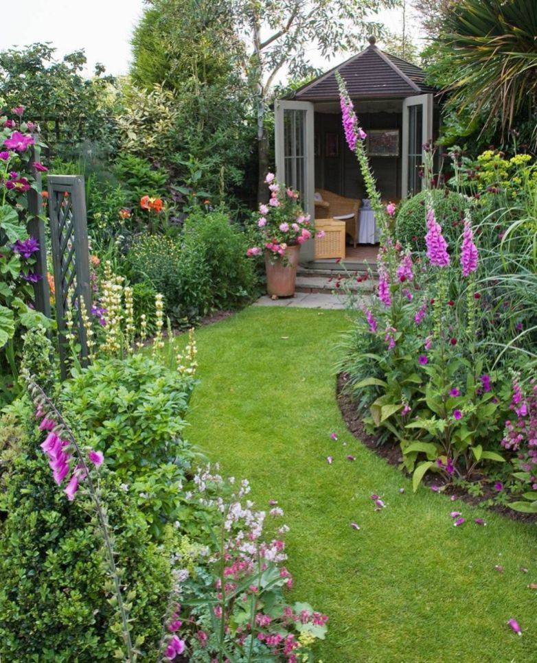 Beautiful Small Cottage Garden Design Ideas