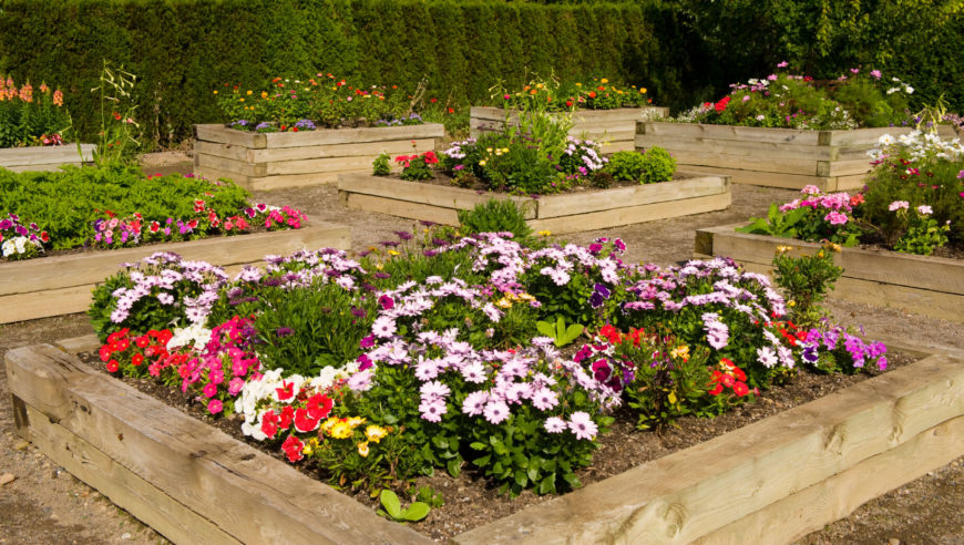 Most Gorgeous Flower Bed Design Ideas