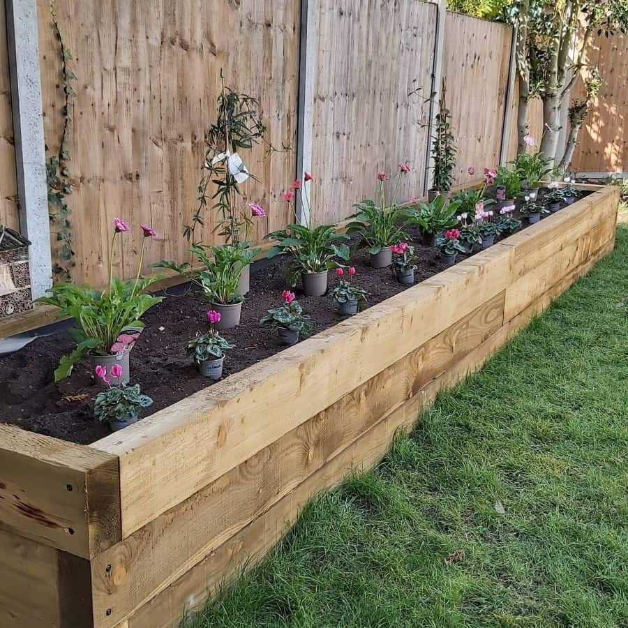Raised Flower Bed I Would Make This Out Of Sleepers But I Like The