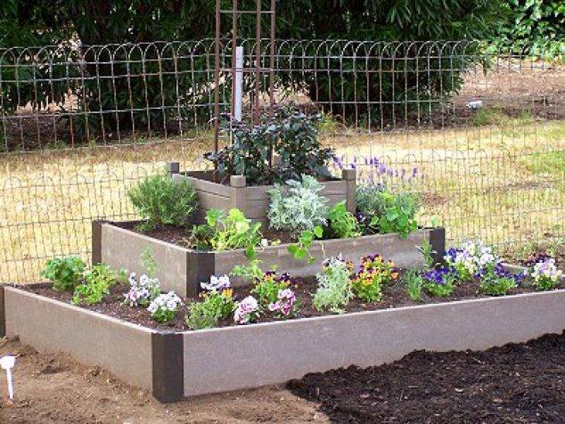 Amazing And Cool Raised Garden Bed Ideas