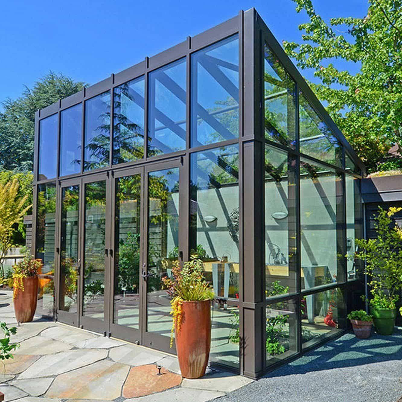 Stunning Greenhouse Indoor Design Ideas