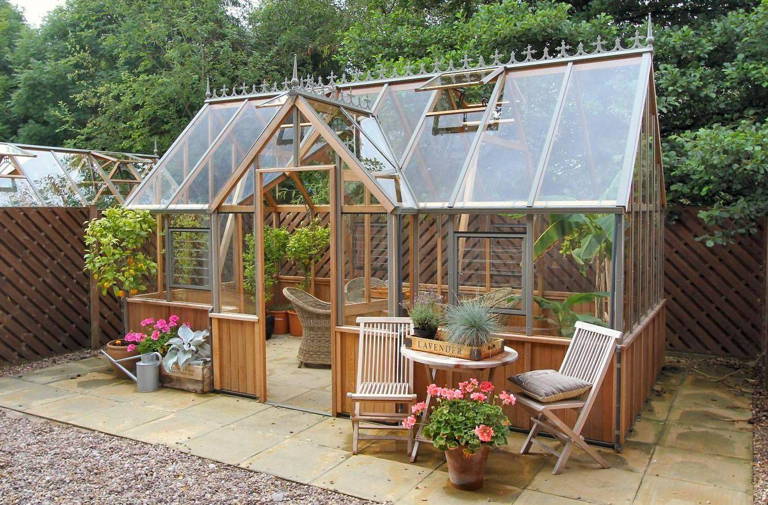 A Small Inexpensive Greenhouse