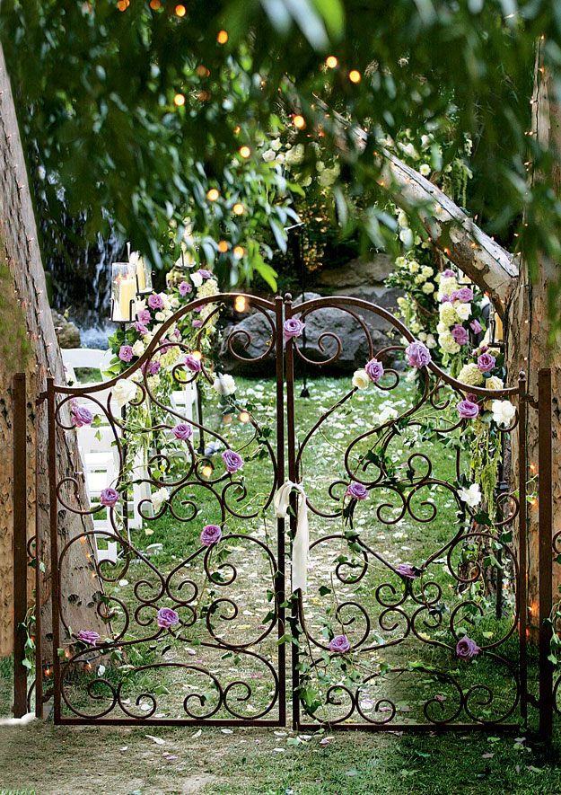 Flower Garden Gate Ideas