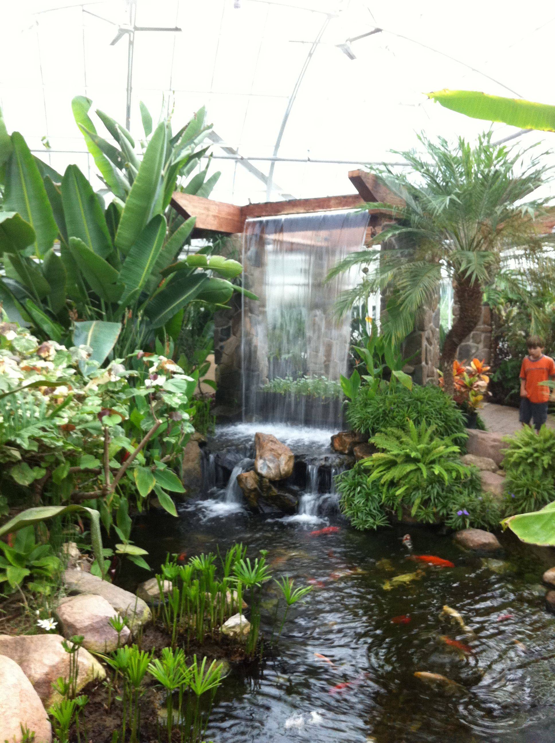 Awesome Backyard Pond And Water Feature Landscaping Design Ideas