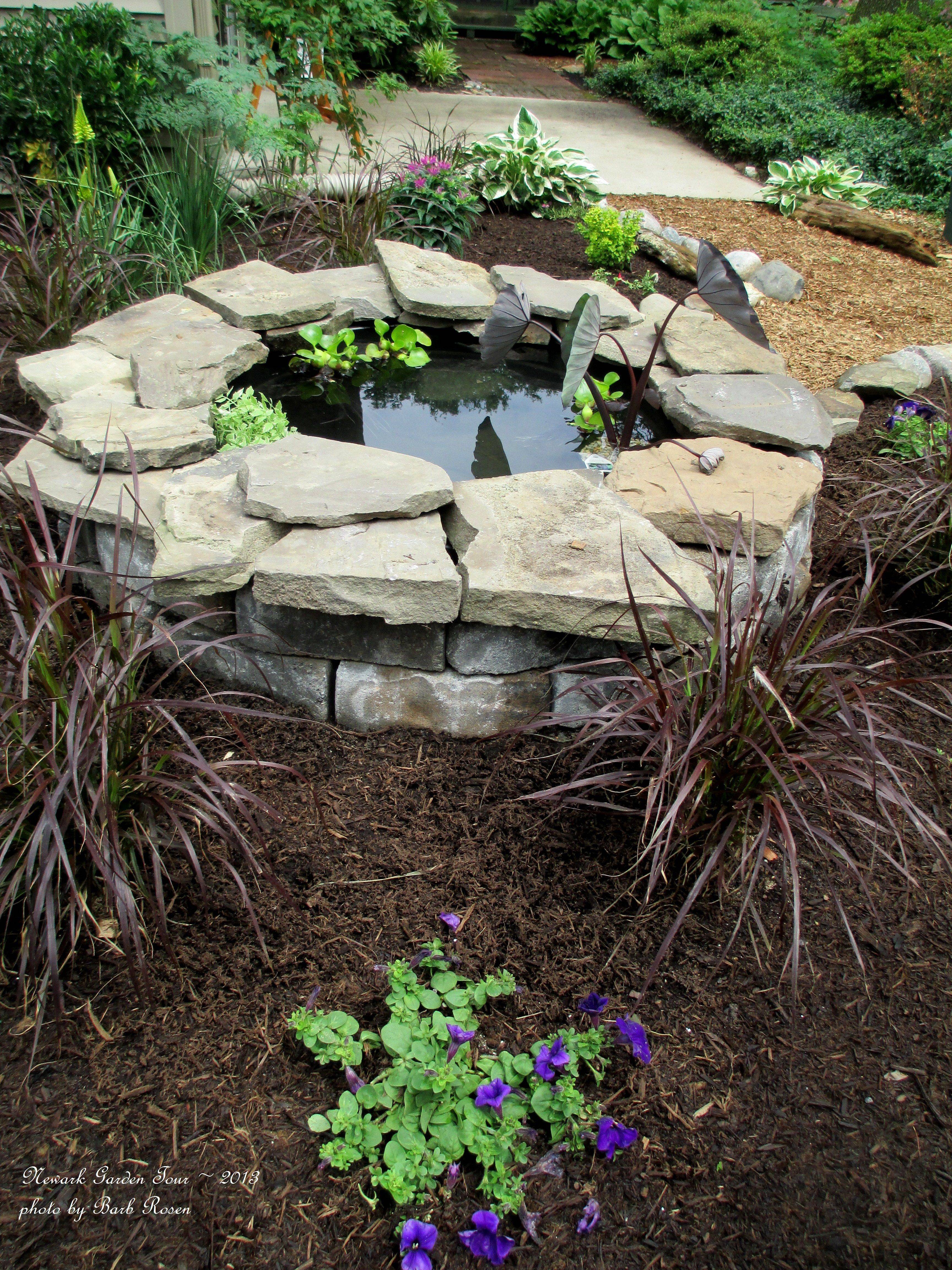 Awesome Backyard Pond And Water Feature Landscaping Design Ideas