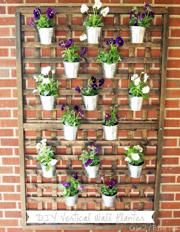 Amazing Reclaimed Wood Diy Garden Ideas