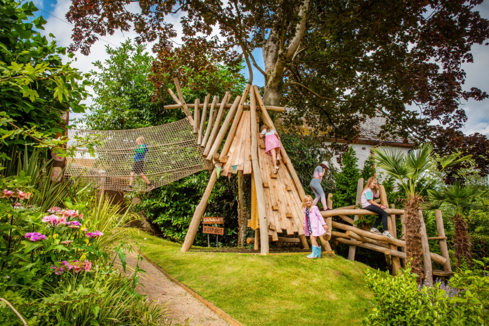 Elegant Play Garden Design Ideas