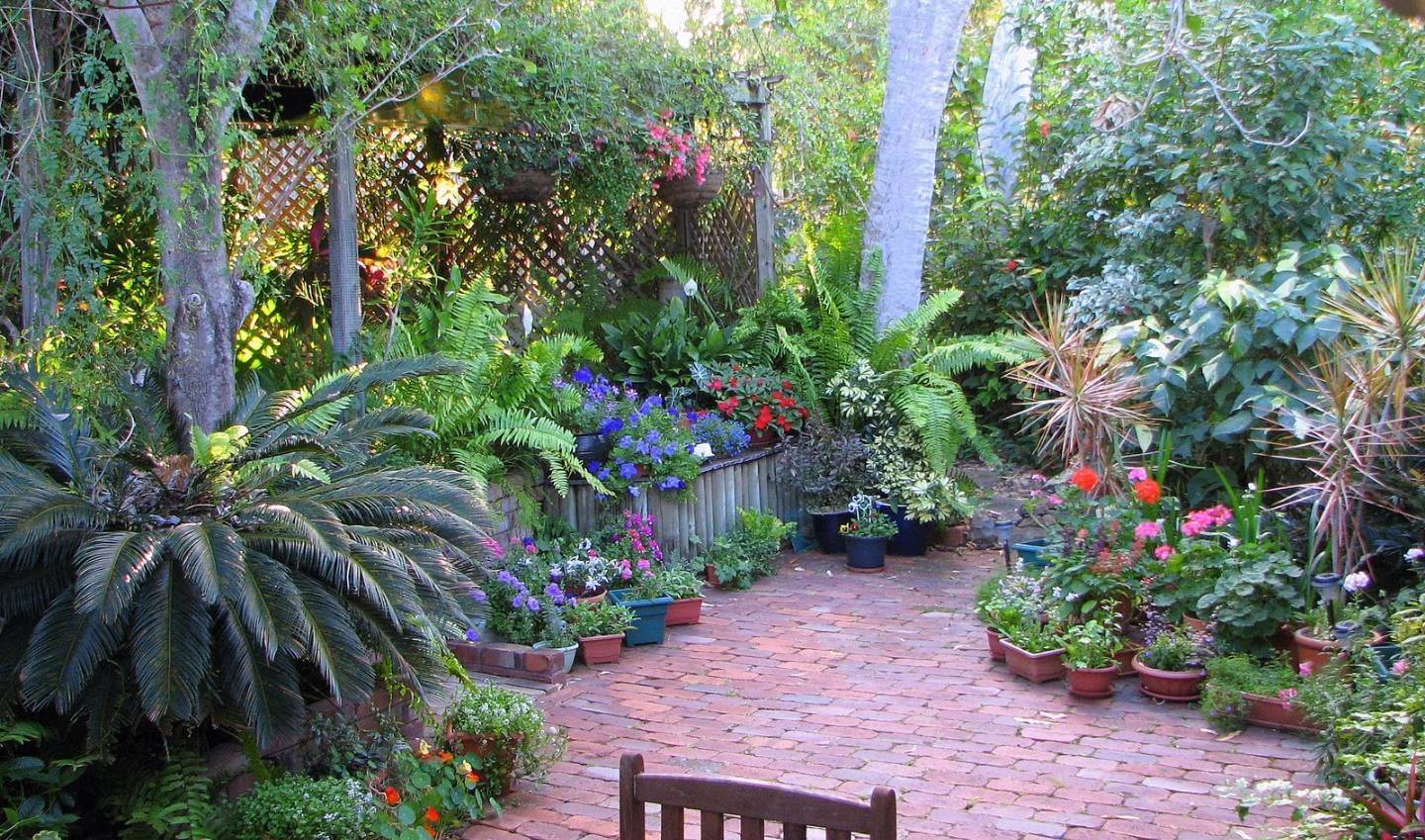Inspiring French Country Garden Dcor Ideas