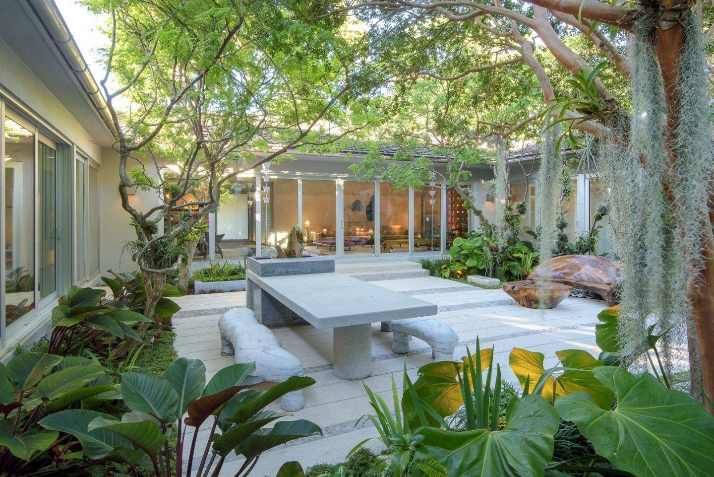 Beautiful Side Yard Garden Decor Ideas