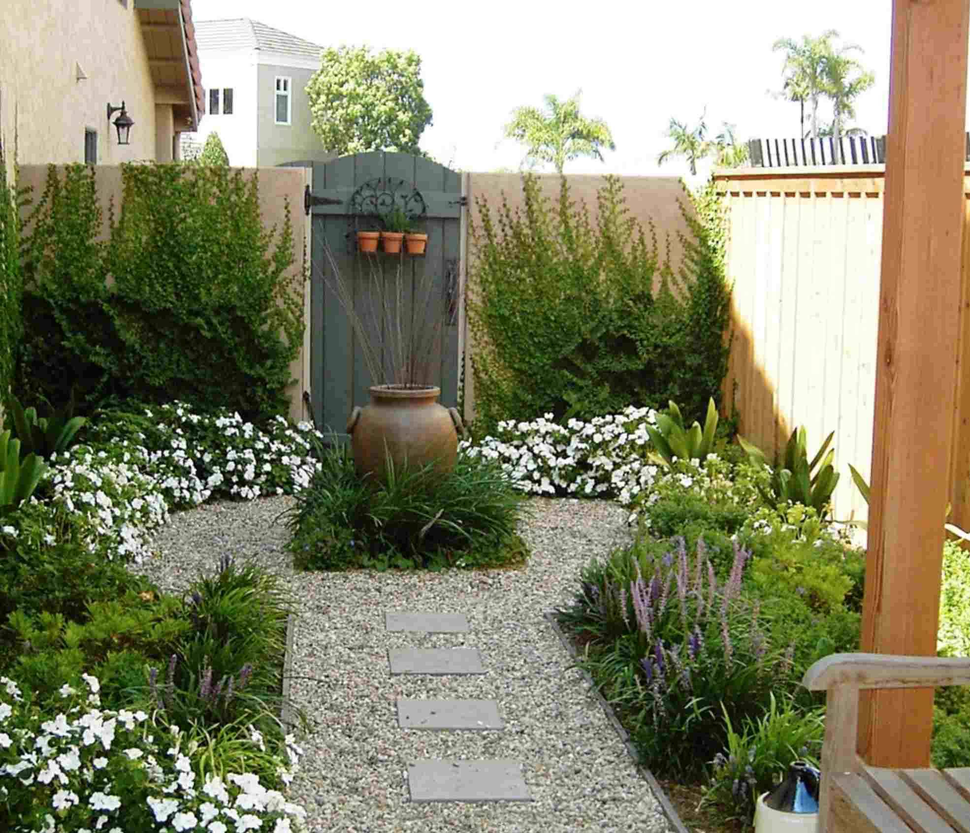 Simple And Beautiful Shade Garden Design Ideas