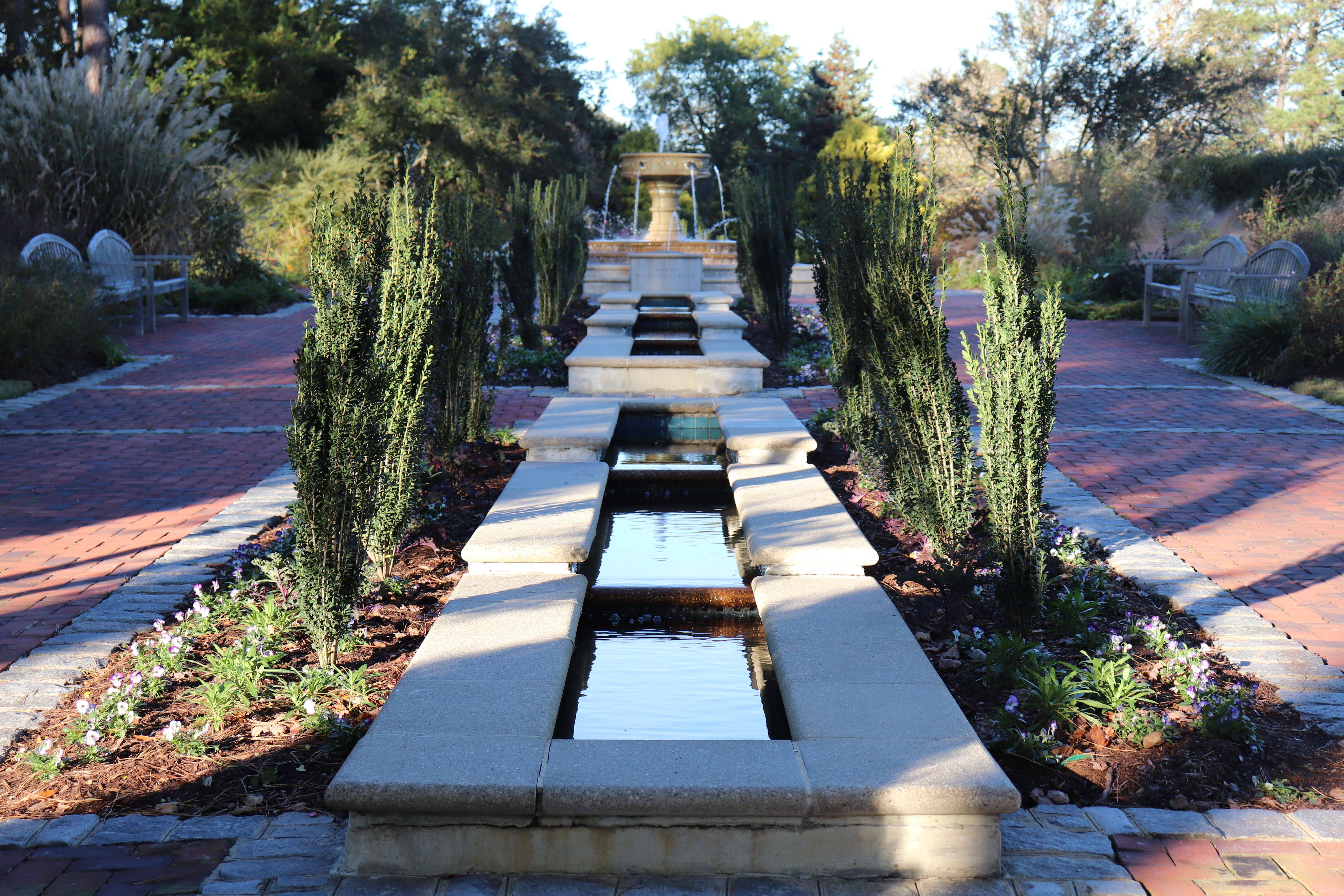 Good Design Holiday Decor