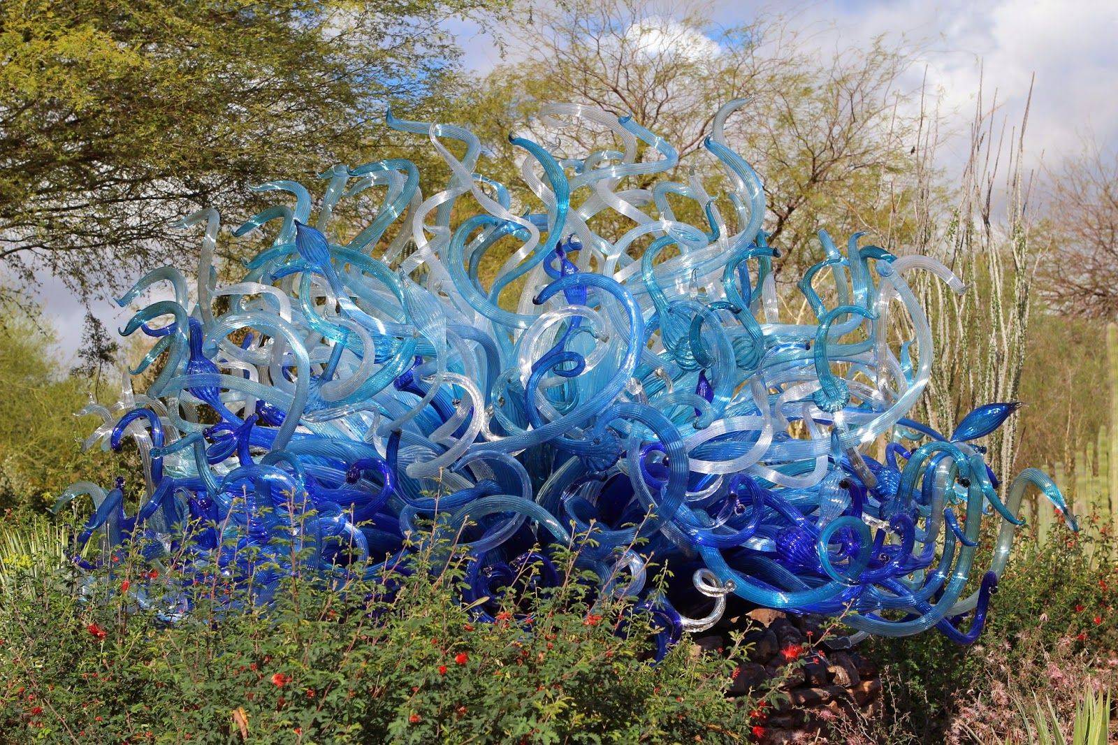 Dale Chihuly Exhibition Dallas Arboretum