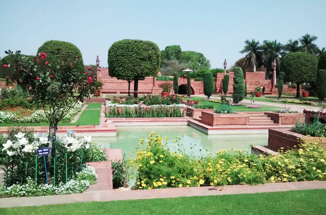 Gardens Of The Rashtrapati Bhavan Garden Mughal Gardening Table Ideas