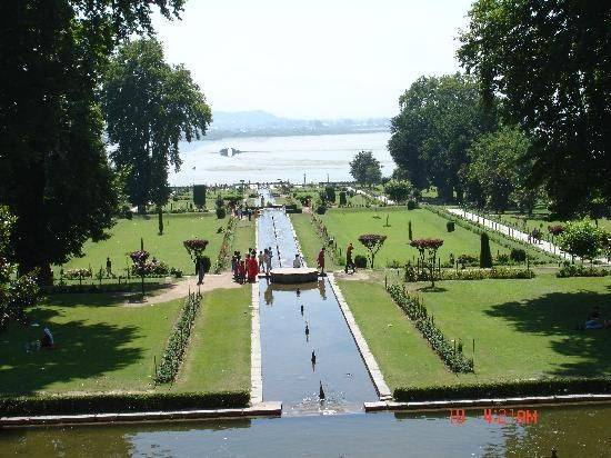 Spectacular Srinagar Magnificent Mughal Gardens