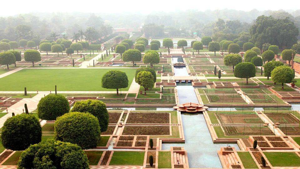 Famous Mughal Gardens
