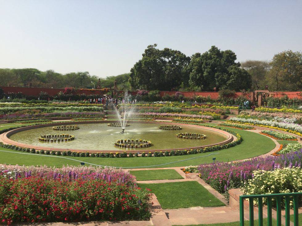 Mughal Garden Pavilion Tajmahal