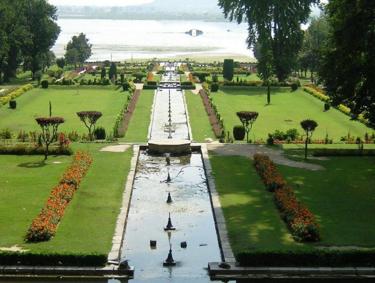A Mughal Gardeninspired Landscape