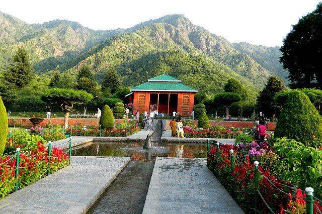 Shalimar Garden Beauty Fact History Famous Gardens