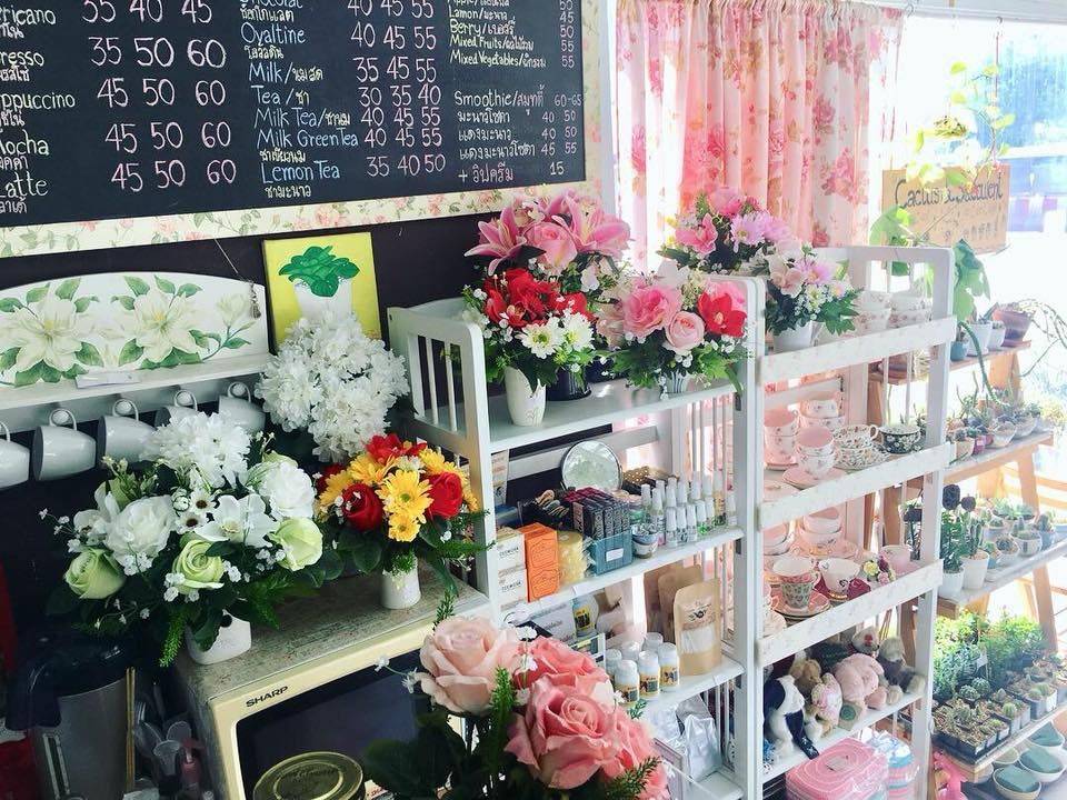 Vintage Romance Cafe