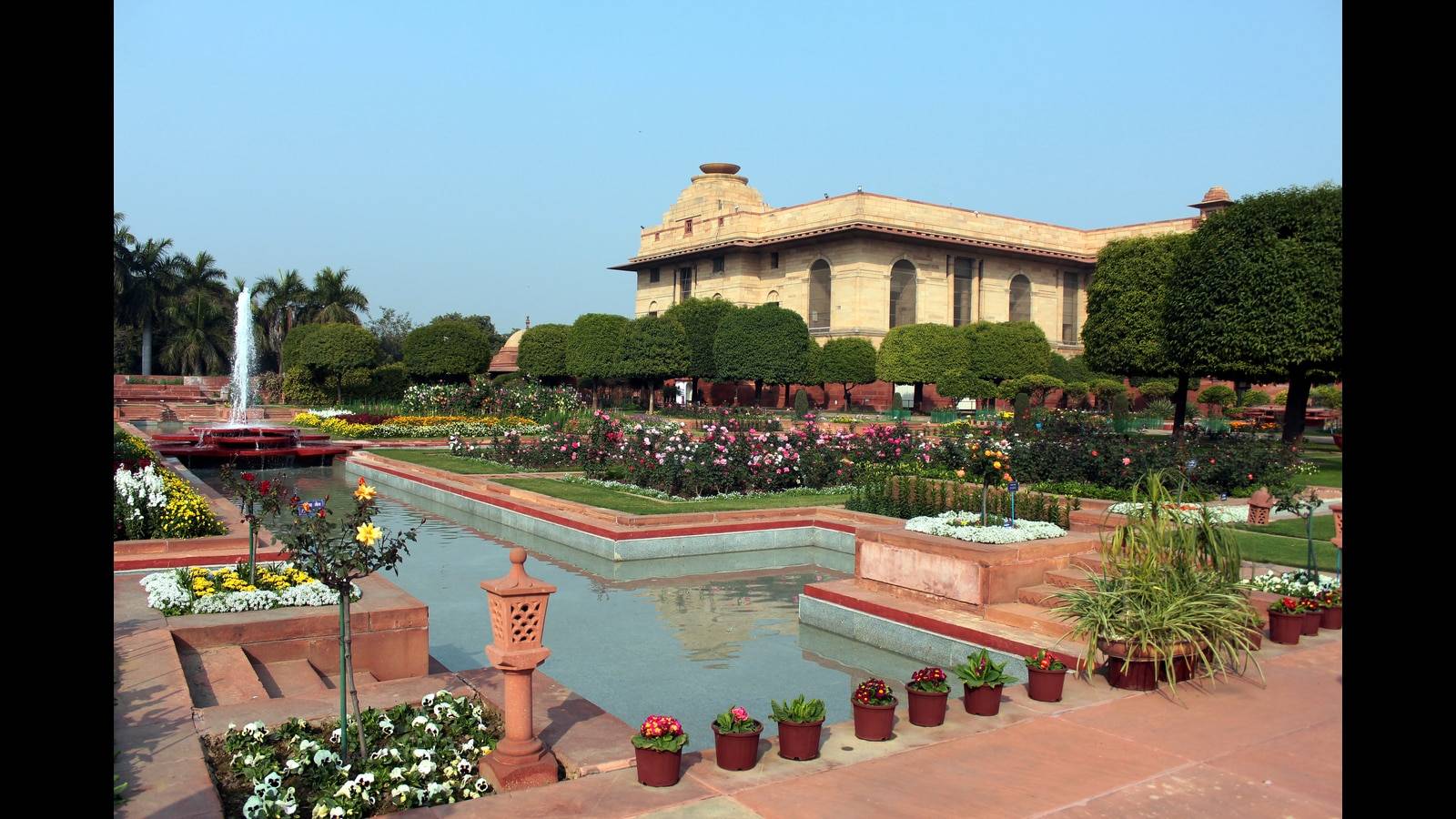 Mughal Garden New Delhi