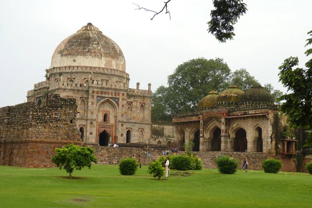 Shah Lodi Gardens